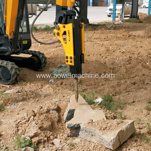 Chinese Garden 2500kg Digging Machine 2.5 Ton  Towable Mini Excavator